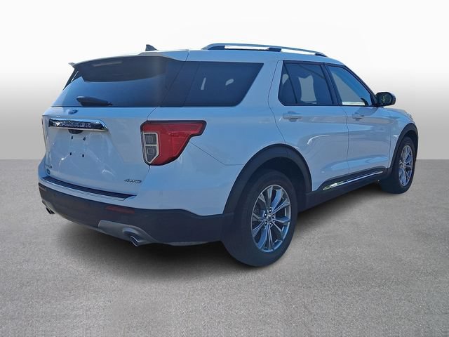 Used 2023 Ford Explorer Limited AWD/4WD image 4