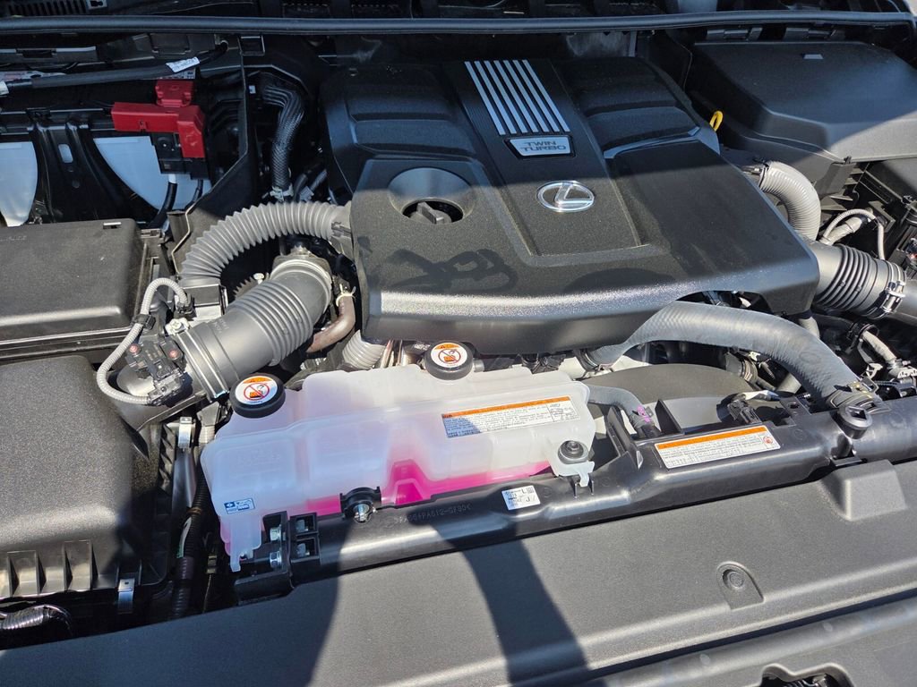 Used 2026 Lexus LX 600 4WD w/ Luxury Package image 18