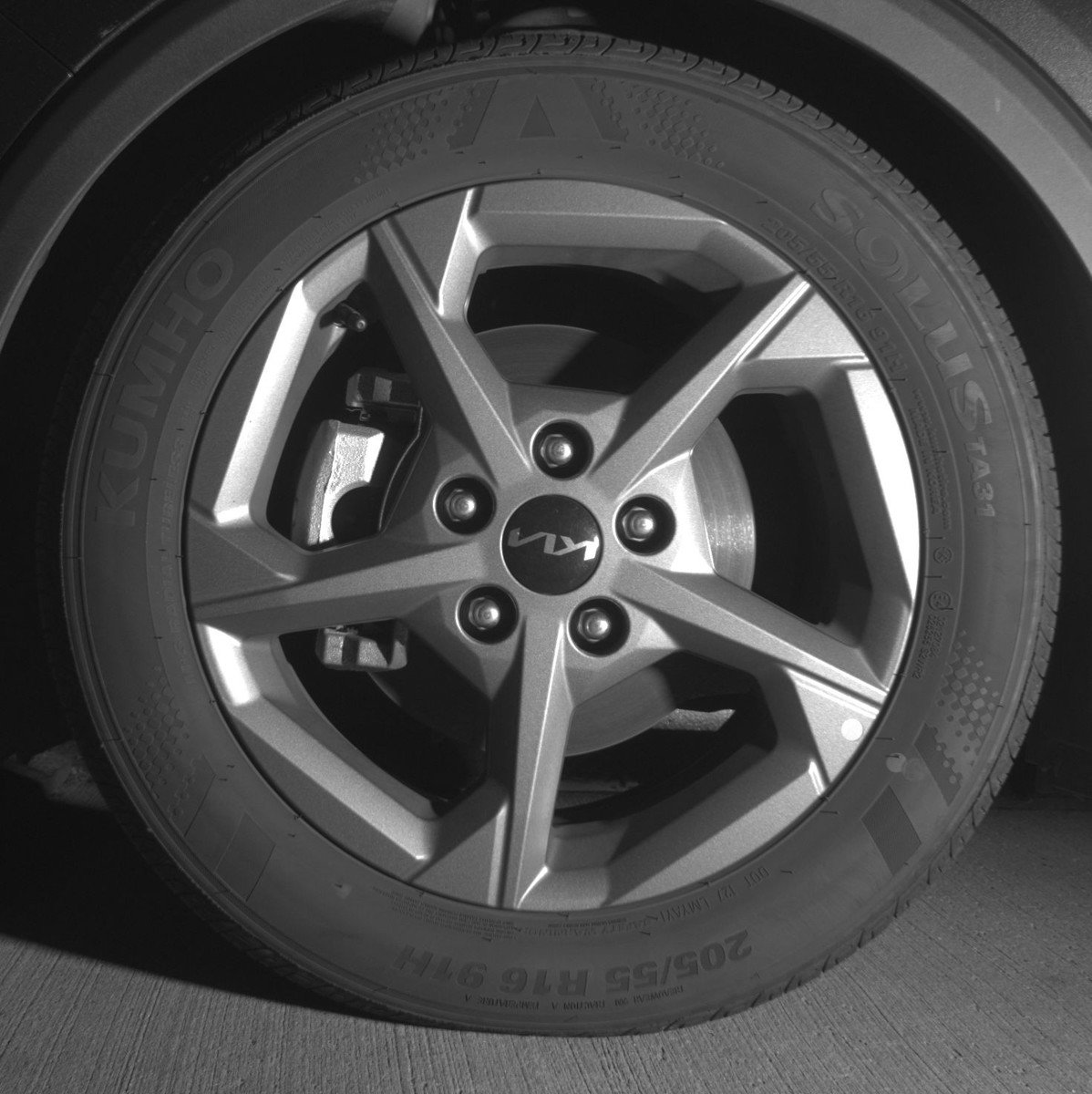 Used 2025 Kia K4 LXS image 12