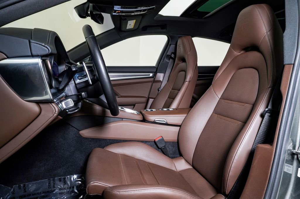 Certified 2023 Porsche Panamera 4 Platinum Edition AWD/4WD image 5
