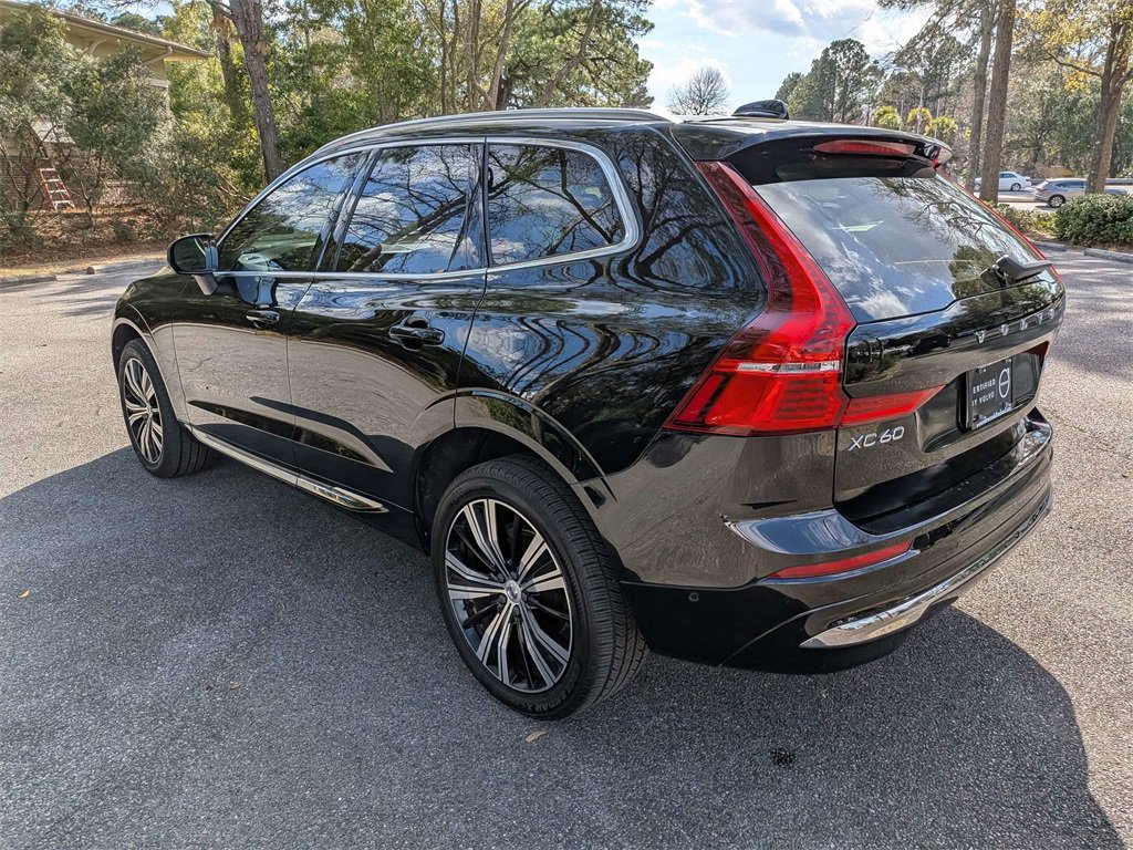 Certified 2023 Volvo XC60 B5 Ultimate w/ Climate Package image 6