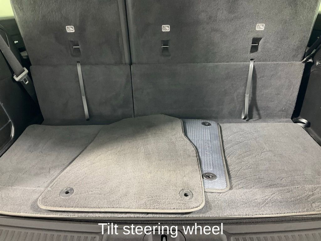 Used 2023 Jeep Wagoneer 4WD w/ Premium Group I image 34