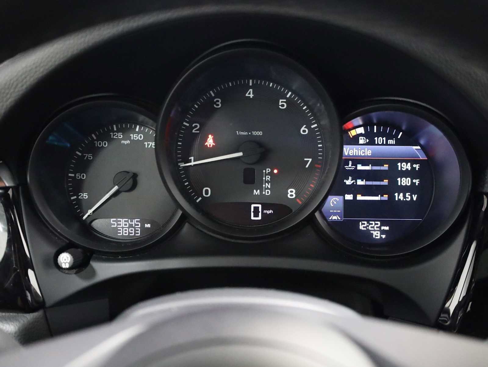 Certified 2022 Porsche Macan AWD/4WD image 24
