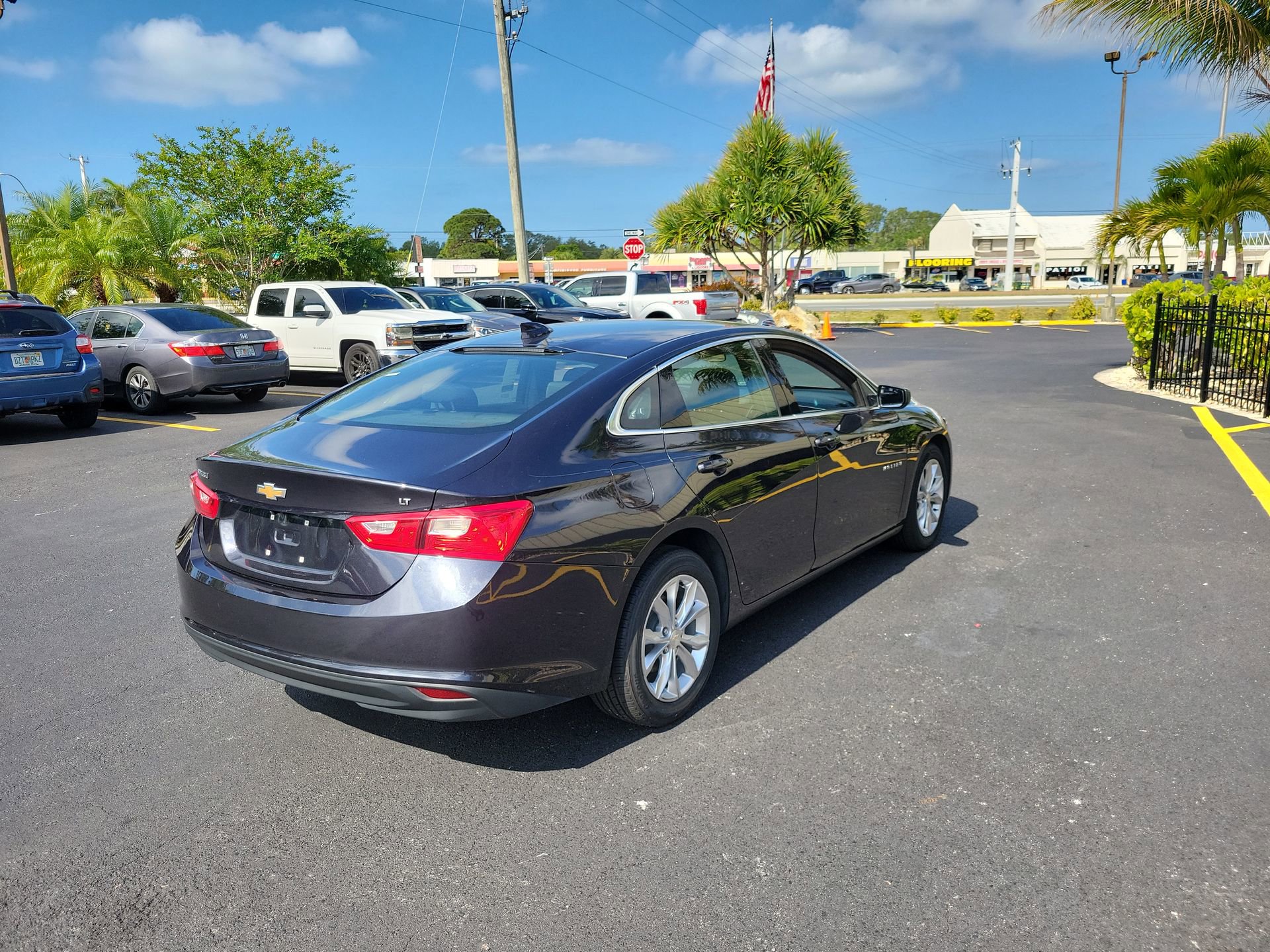 Used 2023 Chevrolet Malibu LT FWD image 6