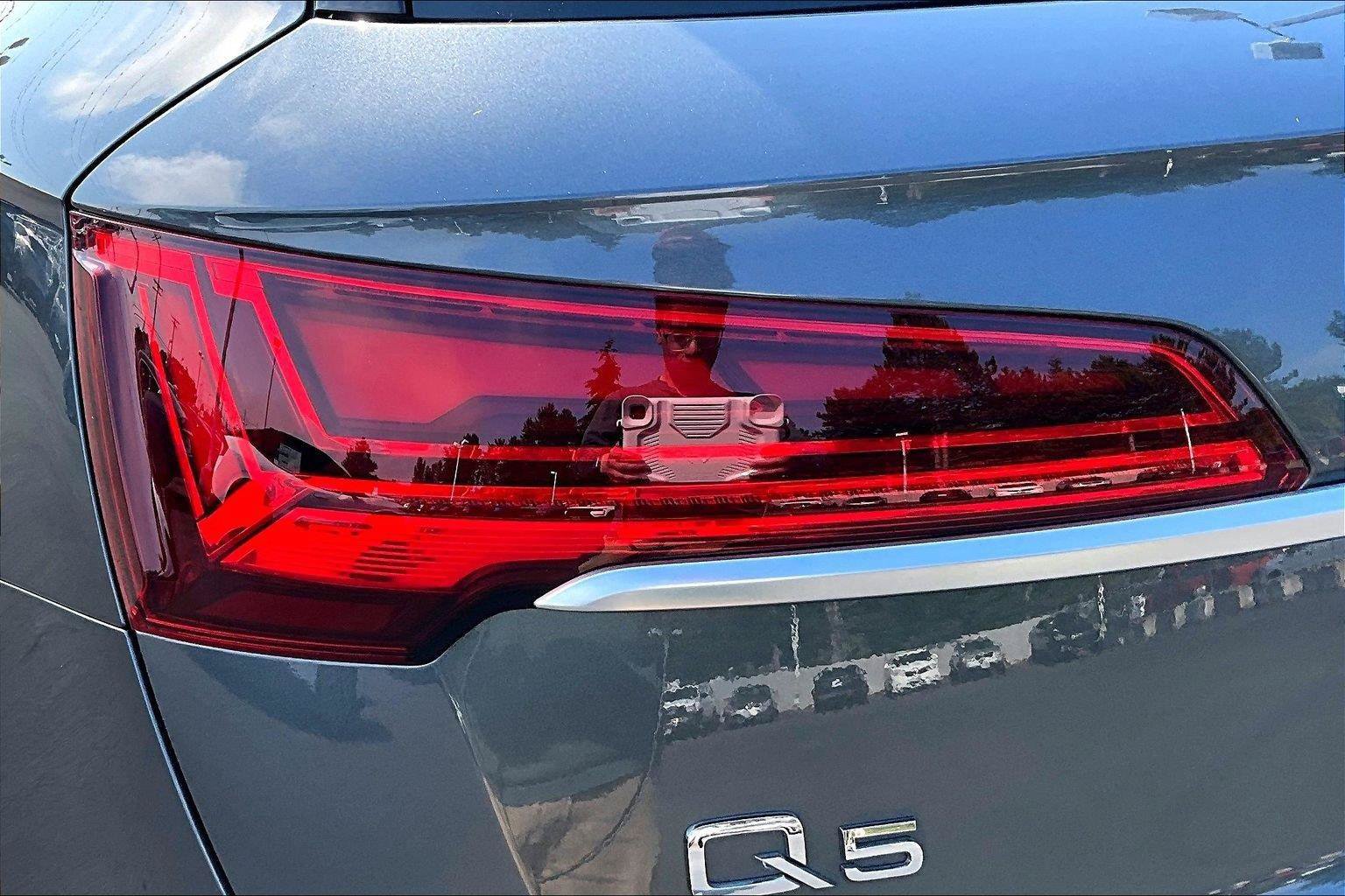 Used 2022 Audi Q5 2.0T Prestige w/ Prestige Package AWD/4WD image 23