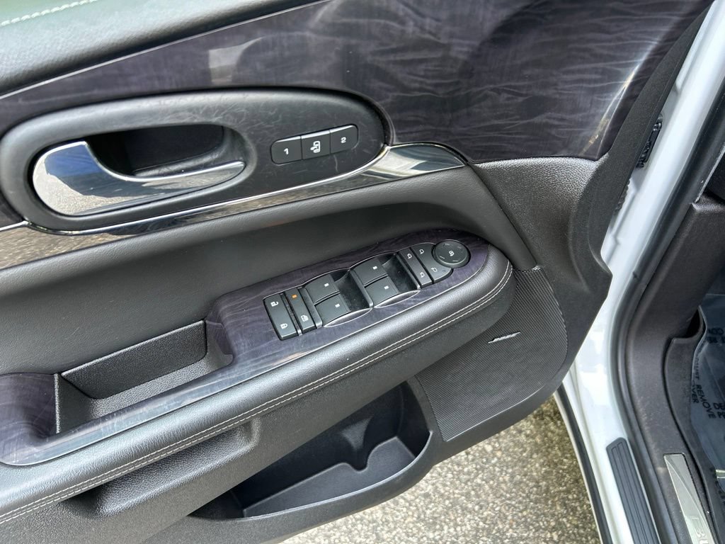 Used 2017 Buick Enclave Premium AWD/4WD image 15