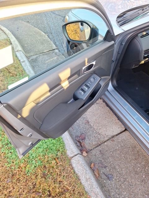 Used 2022 Honda Civic Sport image 10