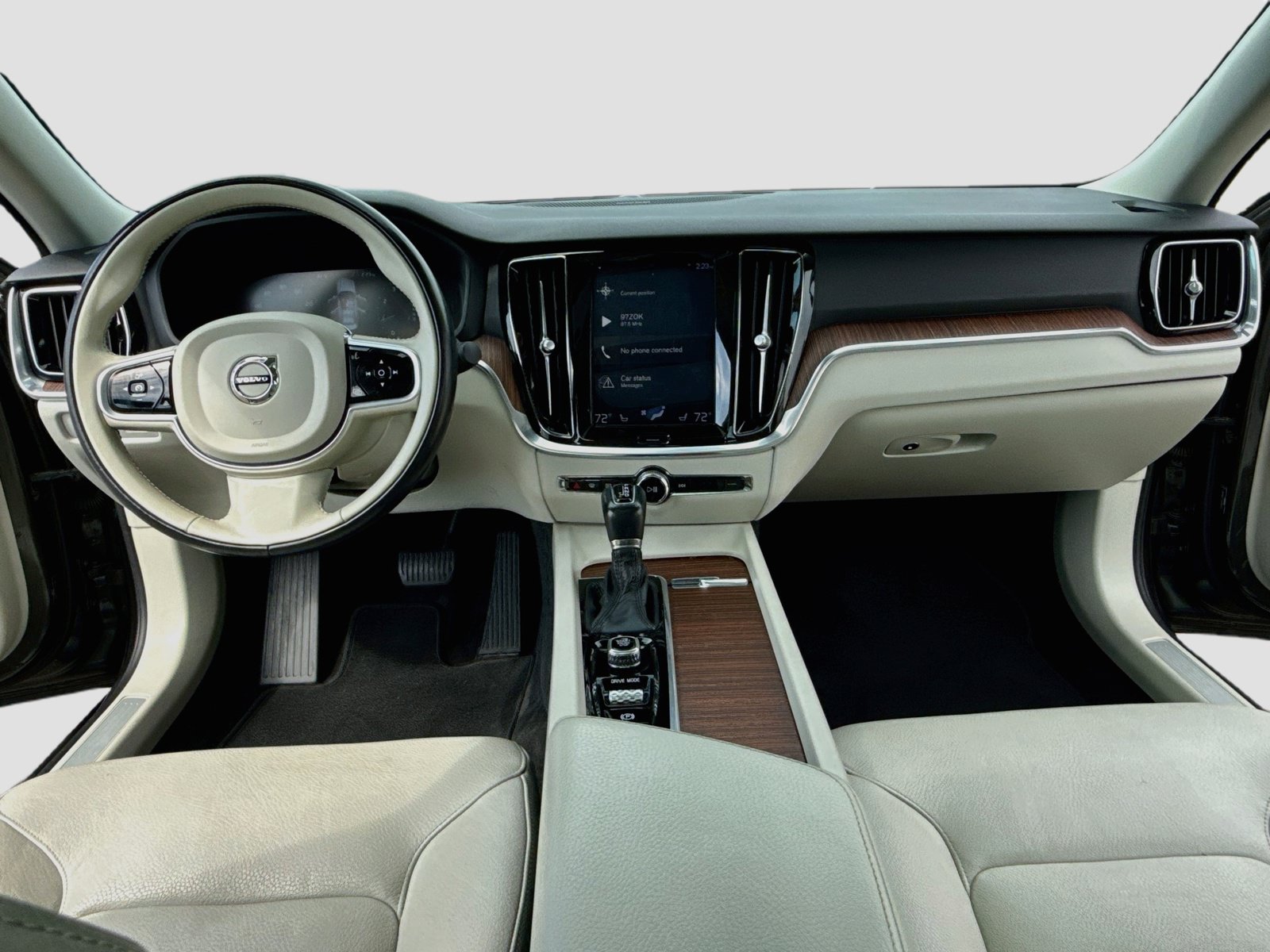 Used 2020 Volvo S60 T5 Momentum FWD image 14