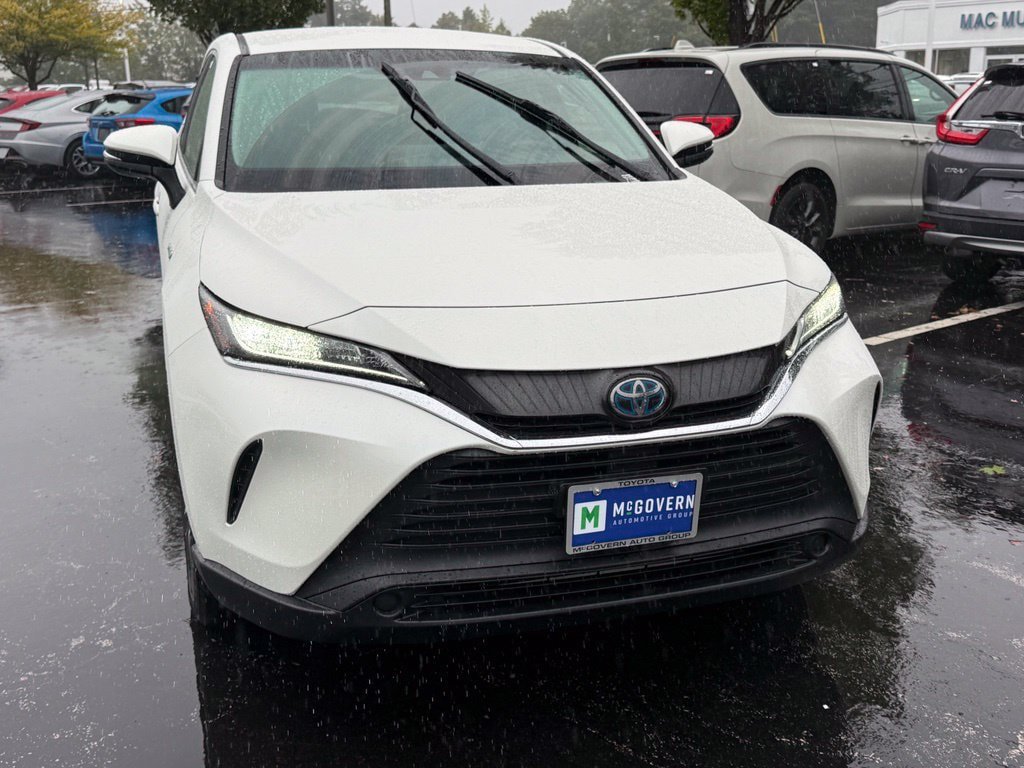 Certified 2021 Toyota Venza LE AWD/4WD image 12