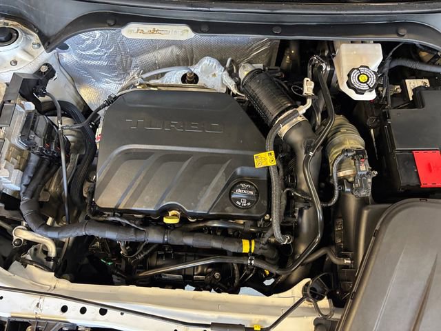 Used 2024 Chevrolet Trax RS FWD image 24