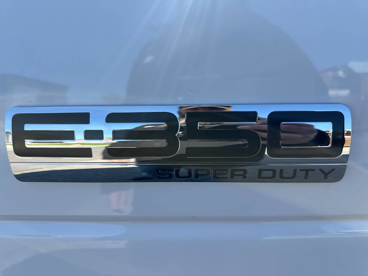 Used 2017 Ford E-350 and Econoline 350 Super Duty w/ Exterior Upgrade Package image 15