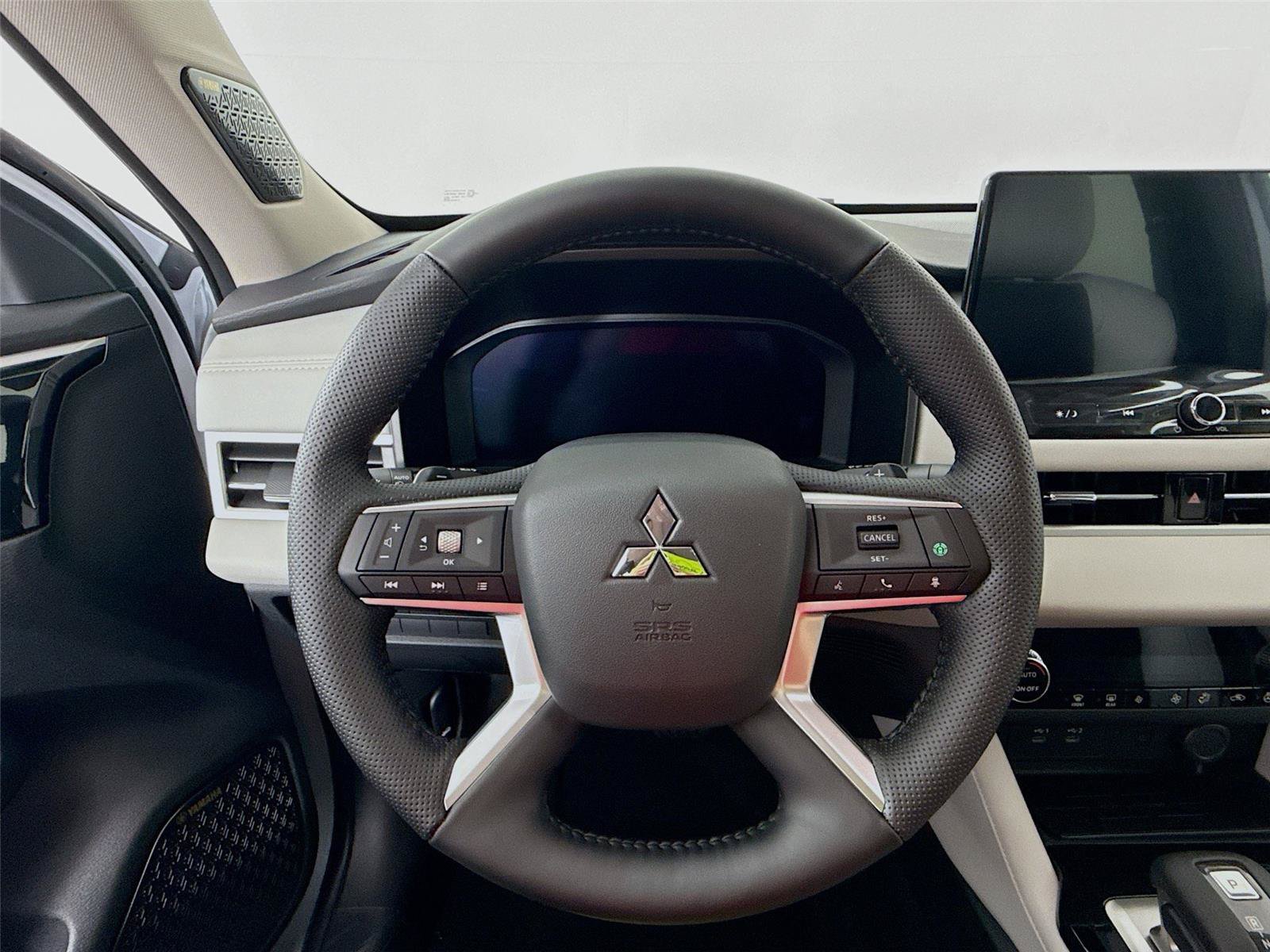 New 2026 Mitsubishi Outlander SE FWD image 11