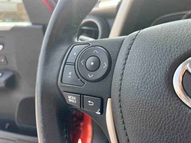 Used 2015 Toyota RAV4 Limited image 13