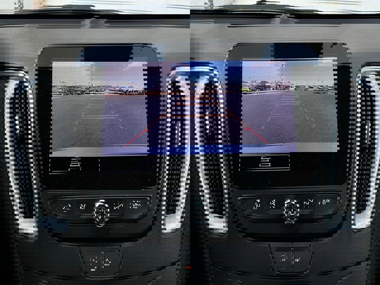 Used 2024 Chevrolet Malibu LT image 34