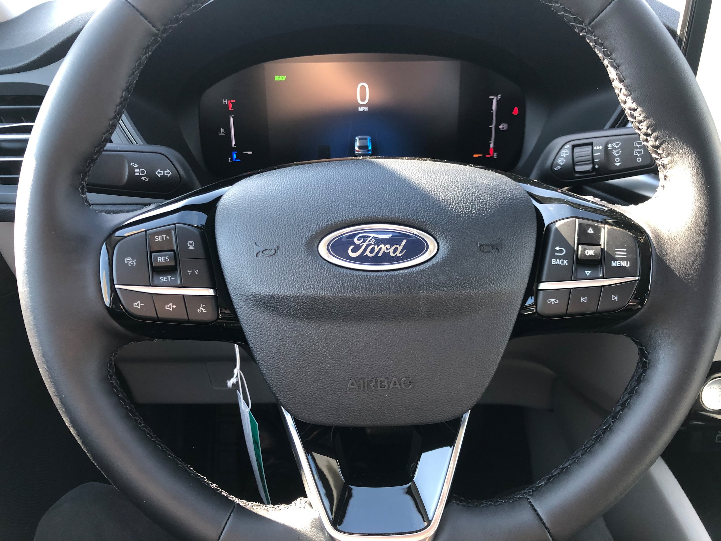 New 2025 Ford Escape SE w/ Class II Trailer Tow Package FWD image 14