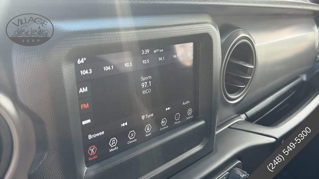 Used 2022 Jeep Wrangler Unlimited Sport image 19