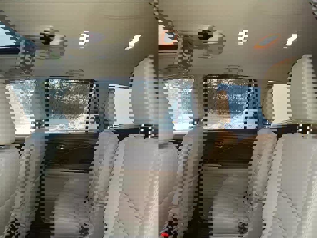 Used 2022 Honda Pilot Touring image 8