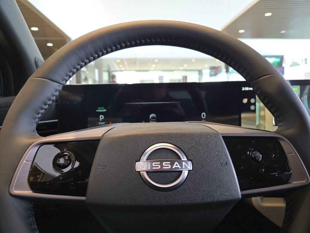 New 2026 Nissan Leaf SV+ w/ Floor Mat Package (SV+) image 33