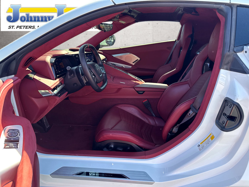 Used 2021 Chevrolet Corvette Stingray Premium Cpe w/ Z51 Performance Package RWD image 9