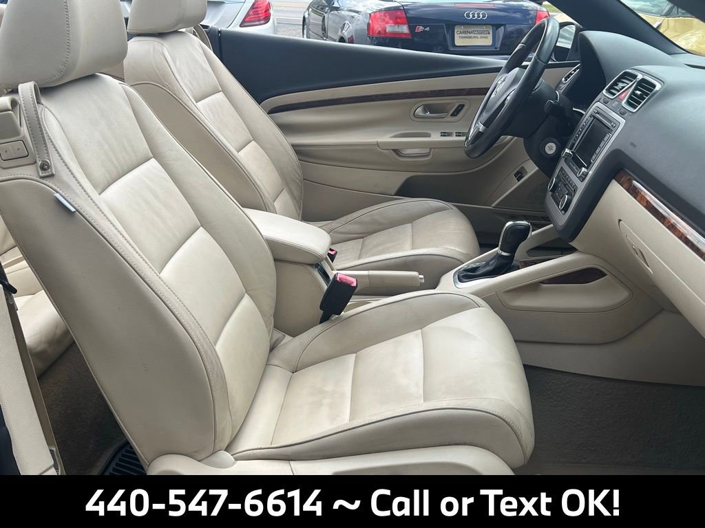 Used 2012 Volkswagen Eos Executive image 25