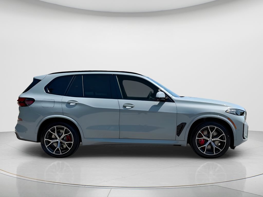 New 2026 BMW X5 xDrive50e w/ Executive Package AWD/4WD image 4