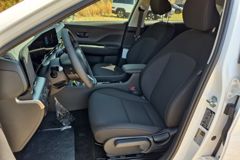 New 2027 Hyundai Kona SEL Sport FWD image 13