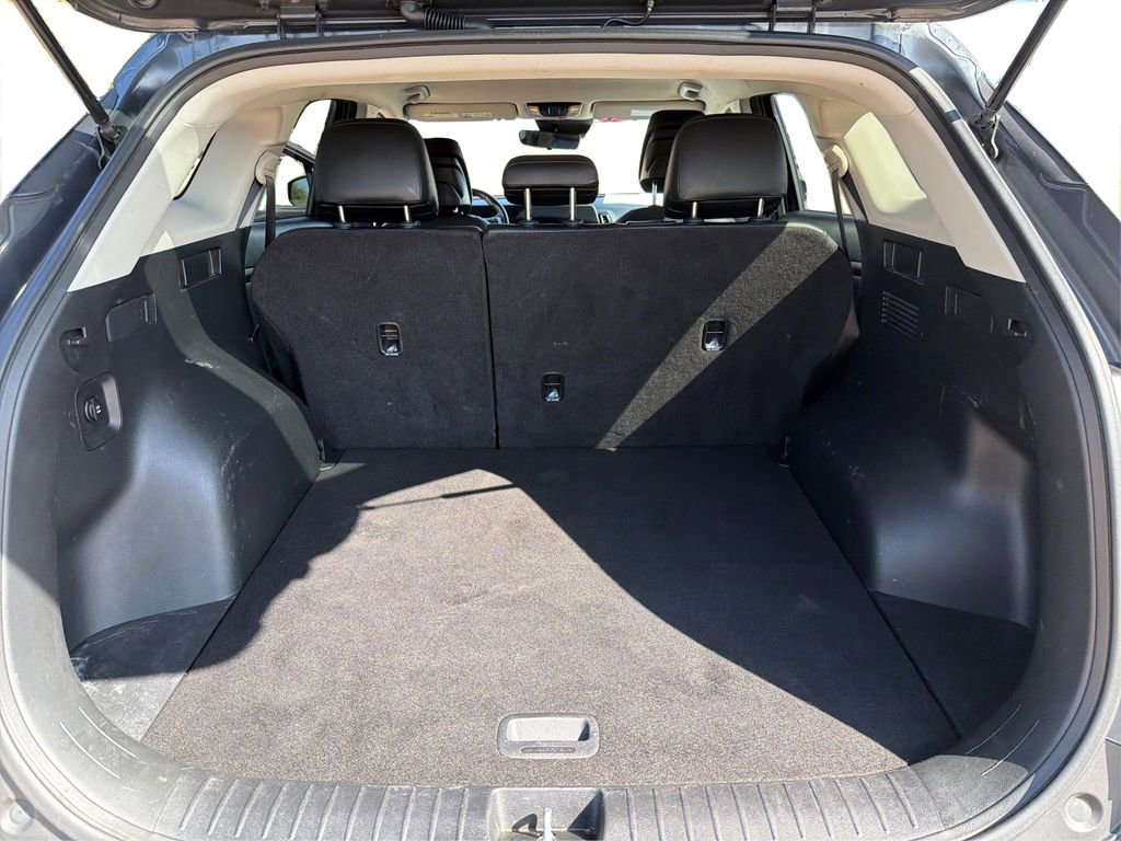 Used 2023 Kia Sportage EX image 13
