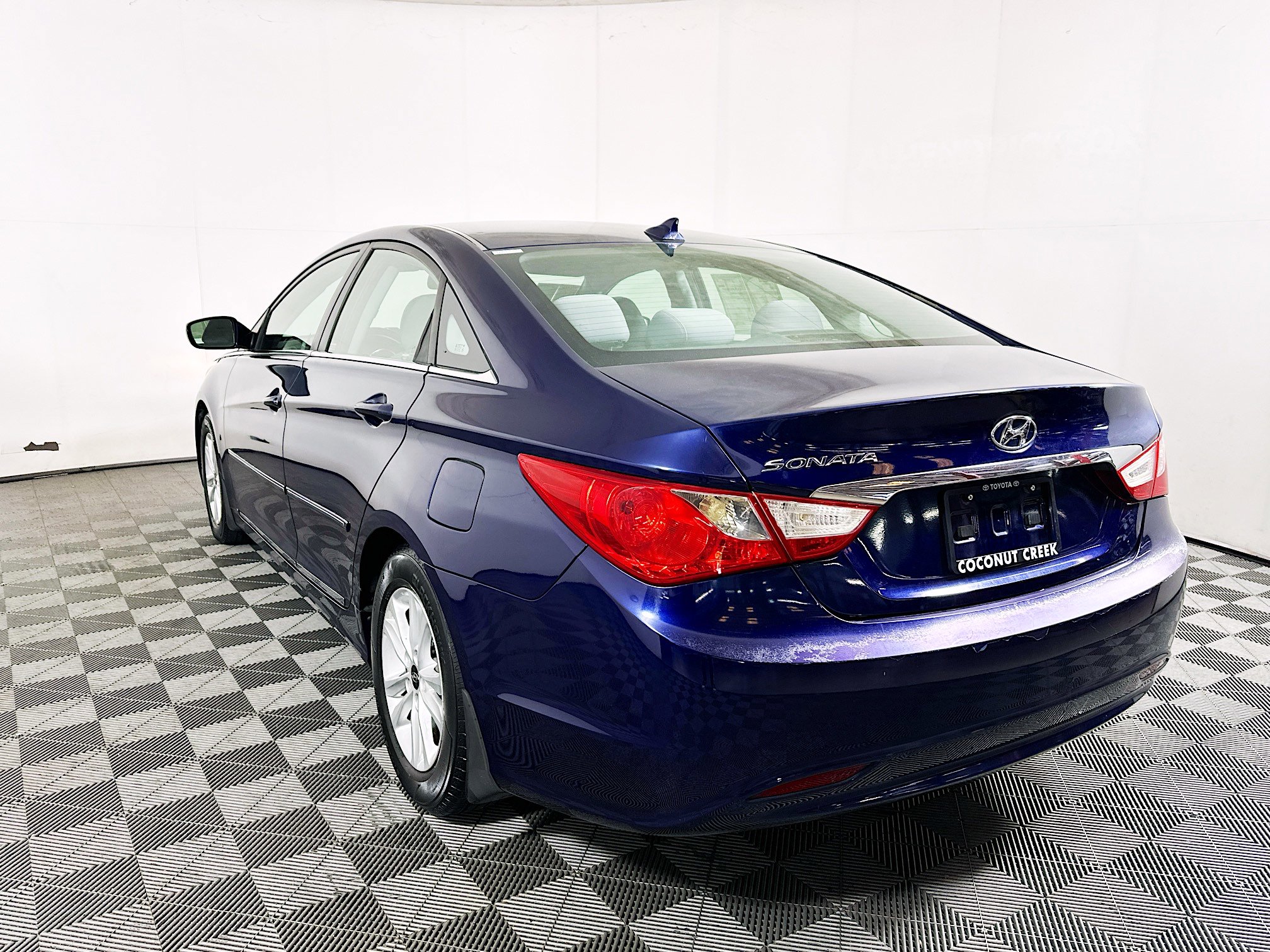 Used 2013 Hyundai Sonata GLS FWD image 5