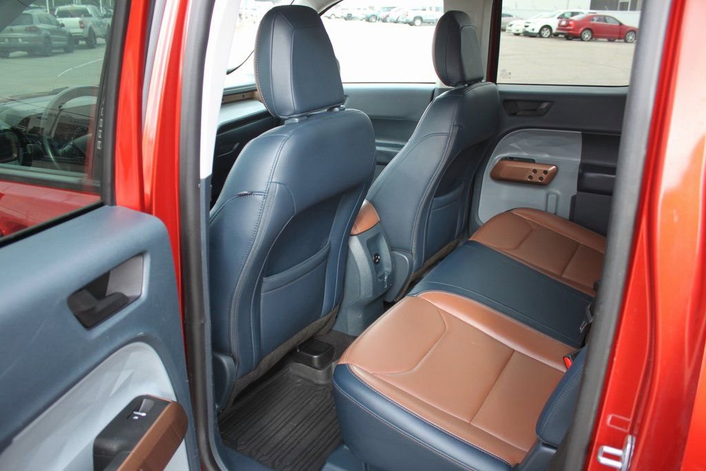 Used 2022 Ford Maverick Lariat FWD image 10