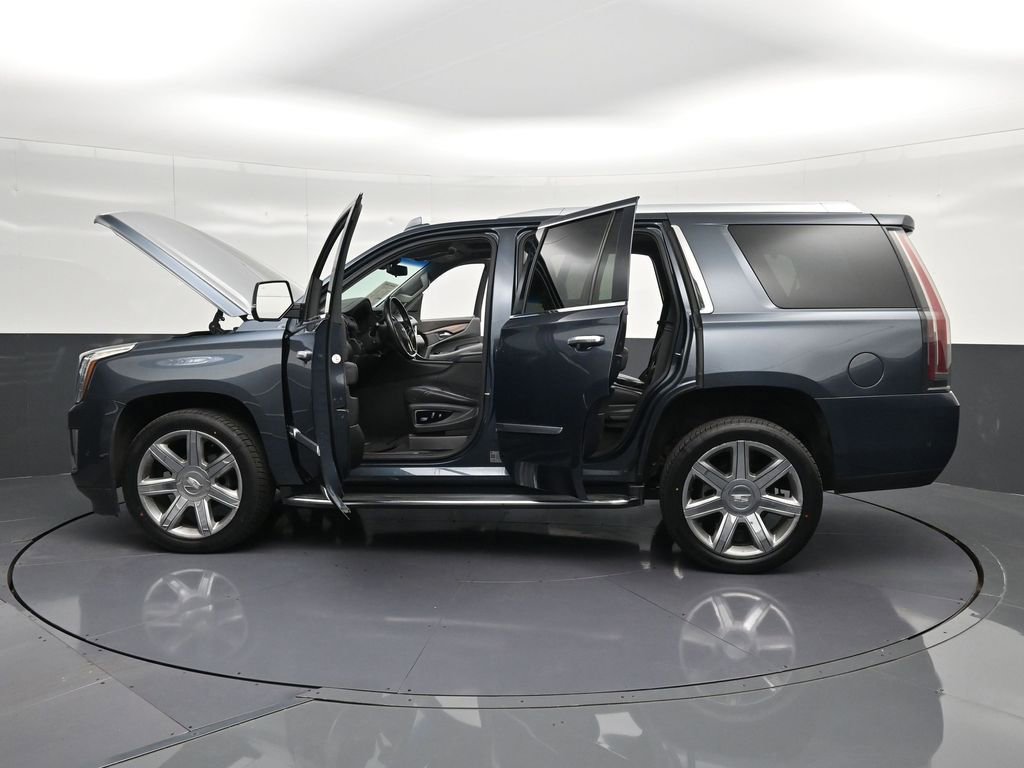 Used 2019 Cadillac Escalade Luxury RWD image 43