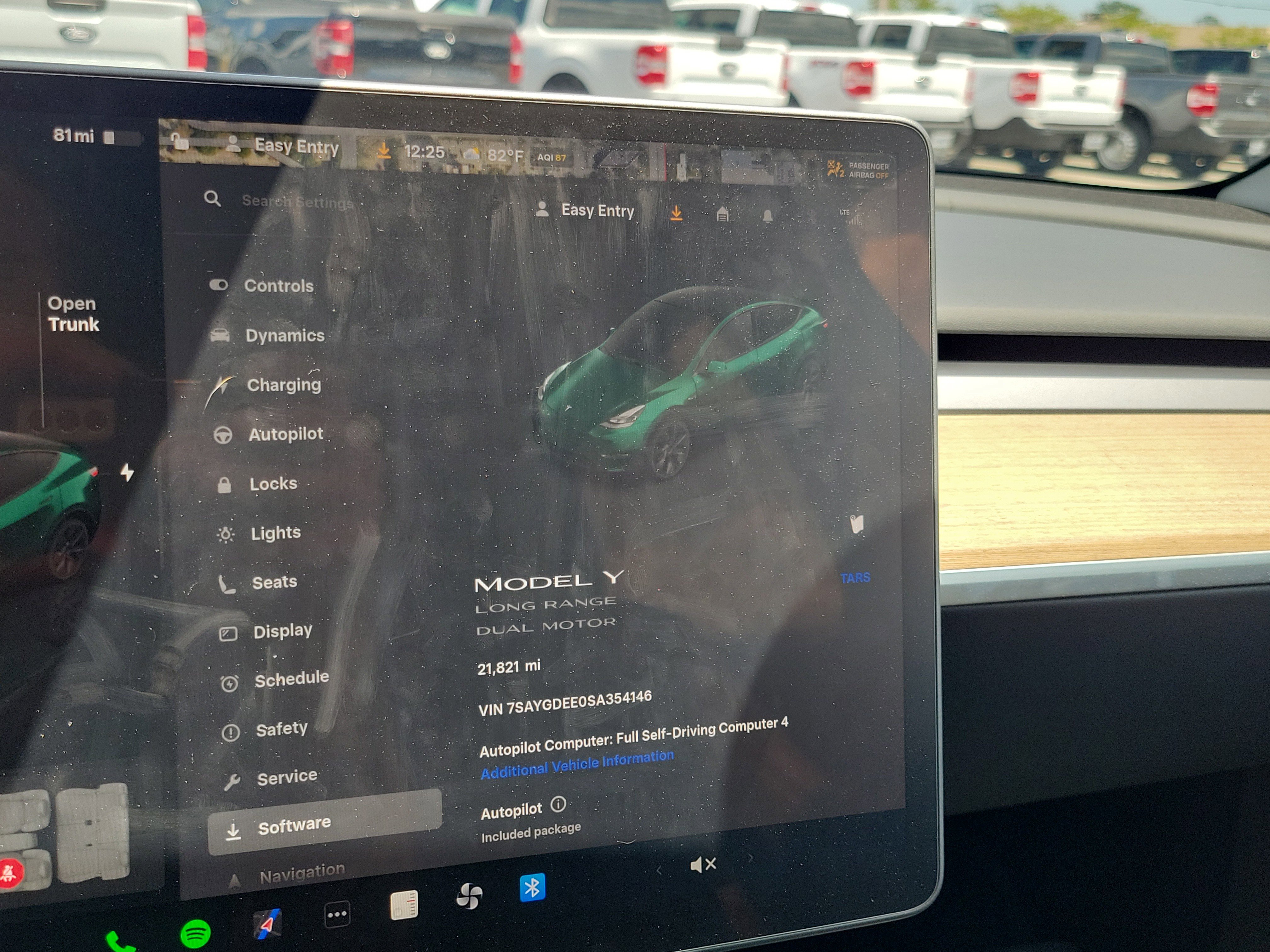 Used 2025 Tesla Model Y Long Range AWD/4WD image 29