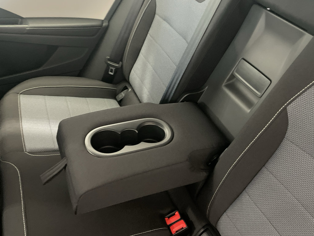 New 2025 Volkswagen Taos S image 30