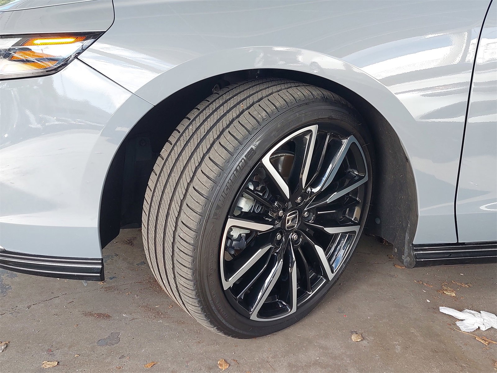 Used 2023 Honda Accord Touring image 32