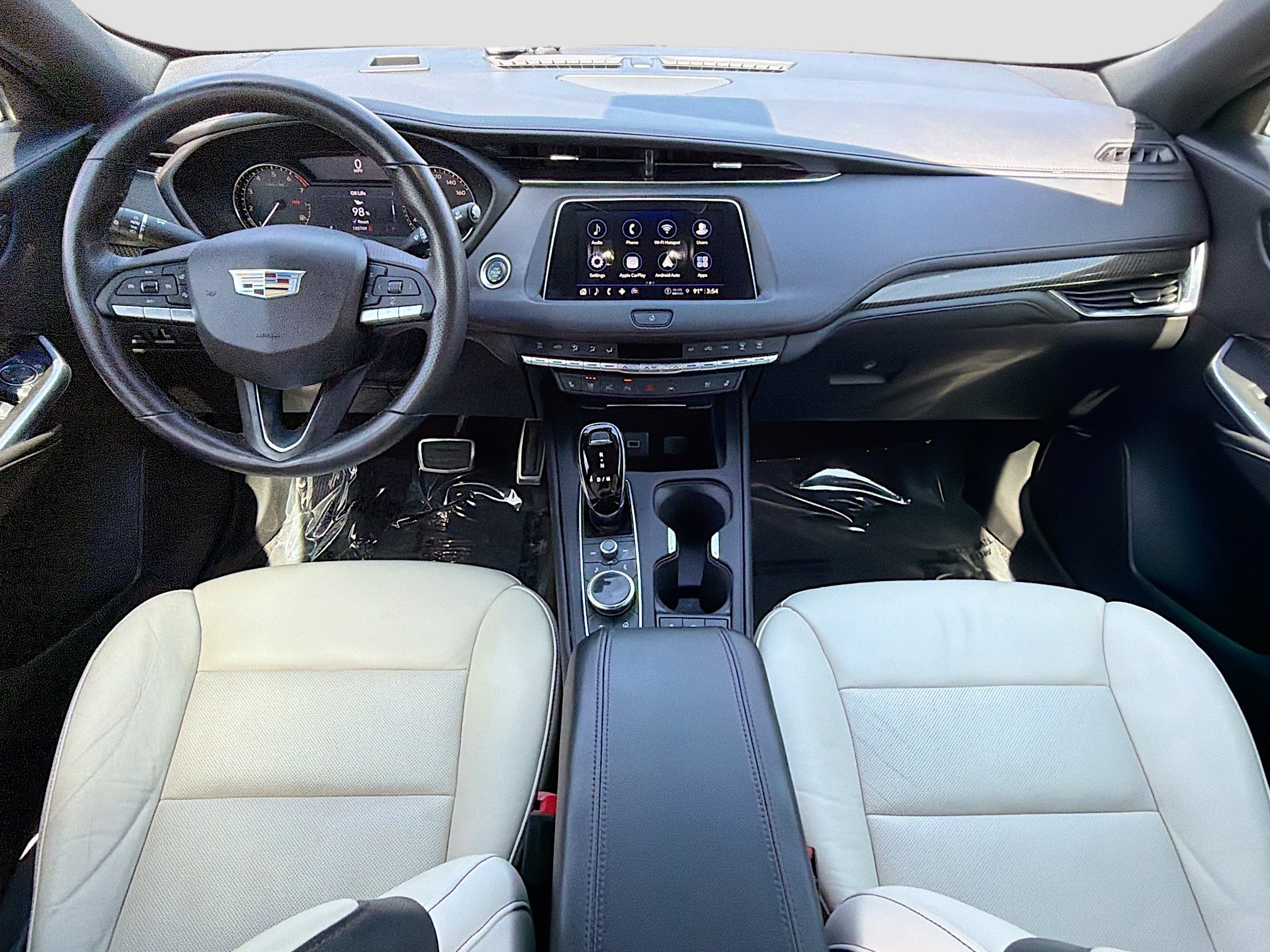 Used 2022 Cadillac XT4 Sport w/ Comfort Package FWD image 16