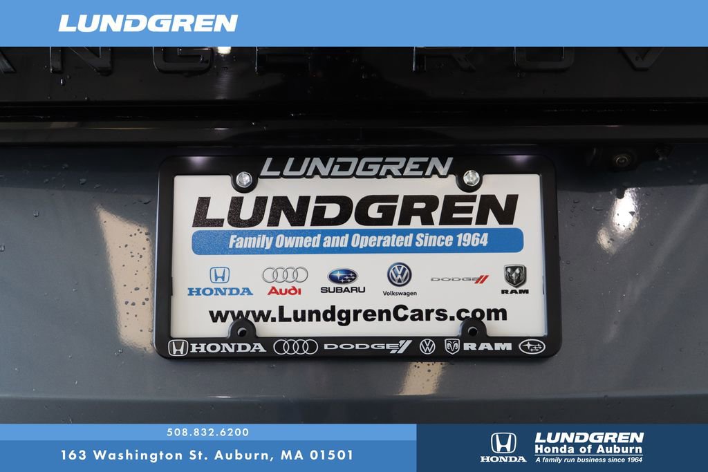 Used 2020 Land Rover Range Rover Velar S image 34