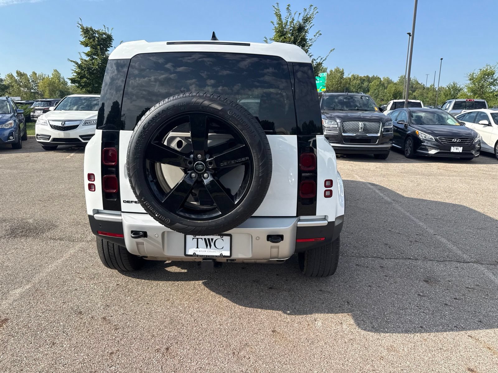 Used 2024 Land Rover Defender 110 S AWD/4WD image 6