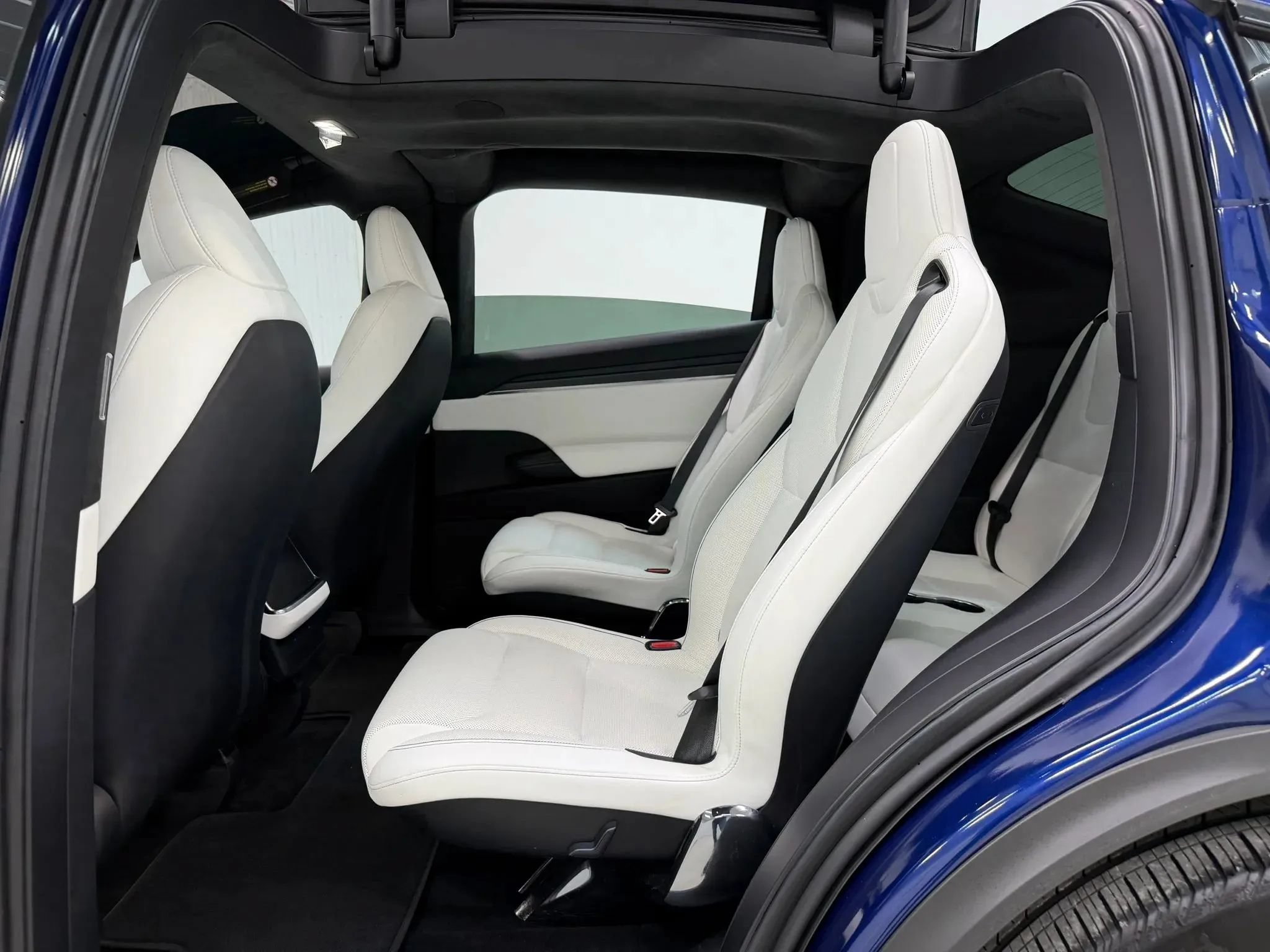 Used 2023 Tesla Model X Plaid AWD/4WD image 17
