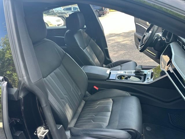Used 2024 Audi RS 7 Performance AWD/4WD image 19