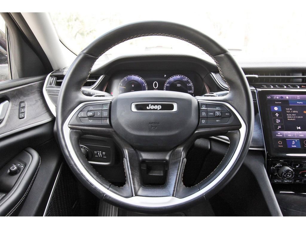 Used 2021 Jeep Grand Cherokee L Limited image 16