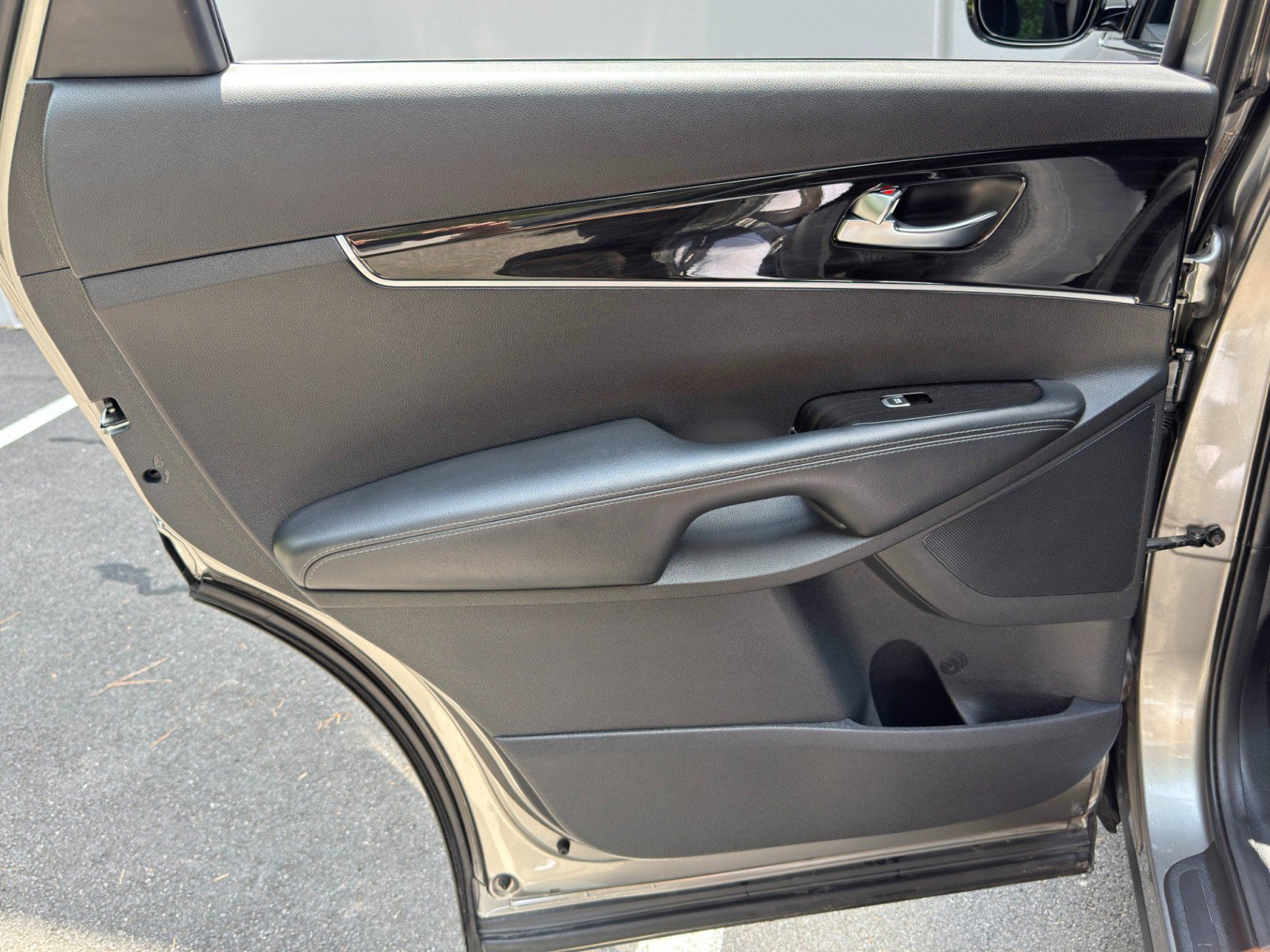 Used 2019 Kia Sorento FWD image 33