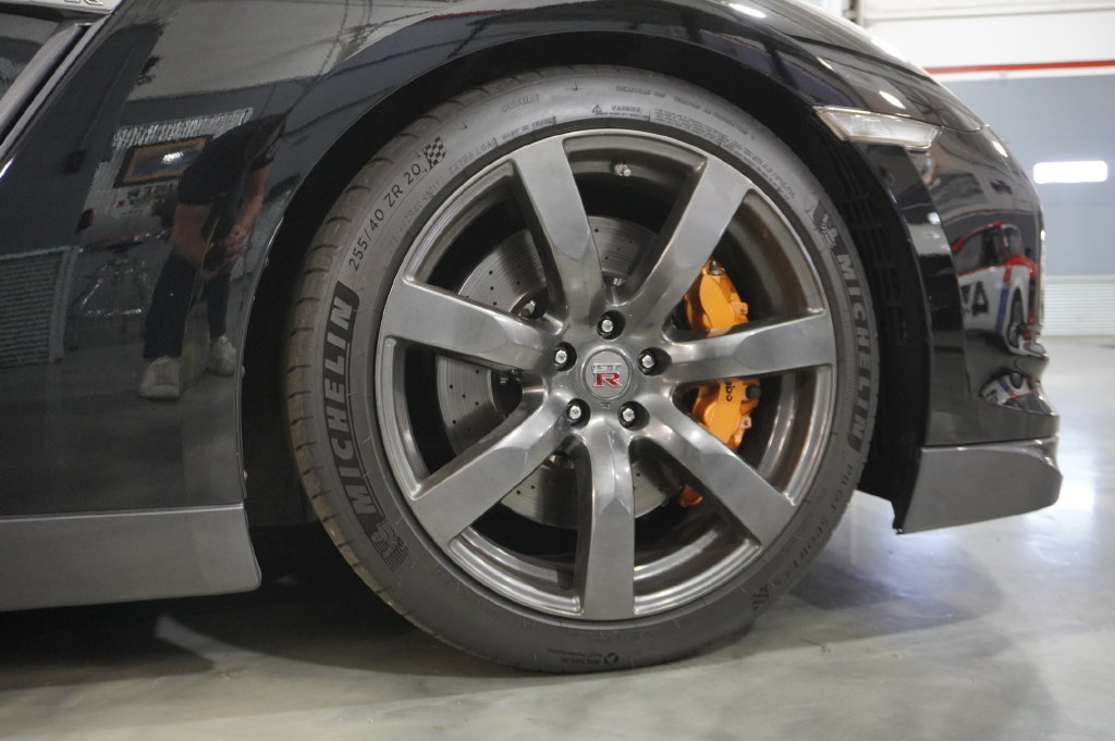 Used 2009 Nissan GT-R Premium AWD/4WD image 13