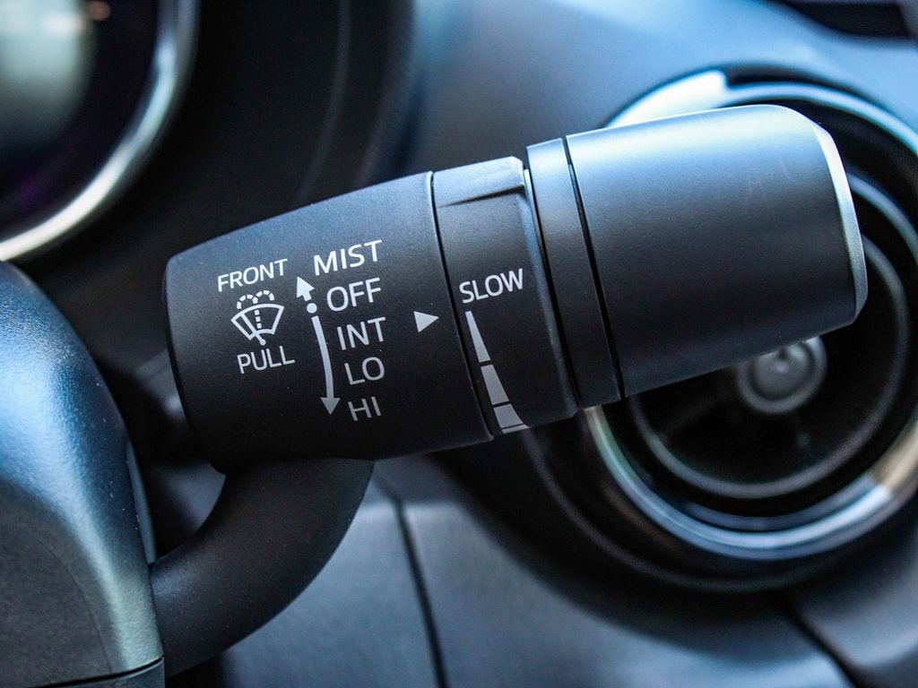 Used 2024 MAZDA MX-5 Miata Club image 28