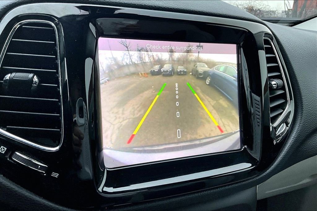 Used 2021 Jeep Compass Limited w/ Sun and Sound Group image 14