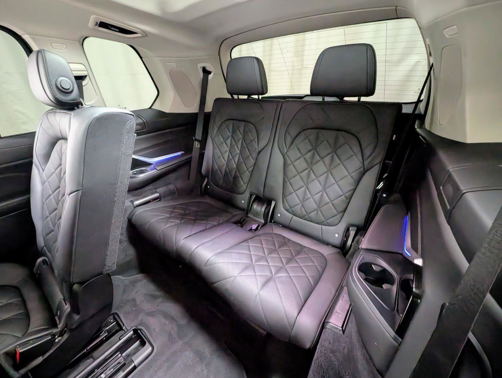 Used 2023 BMW X7 xDrive40i w/ Premium Package image 24