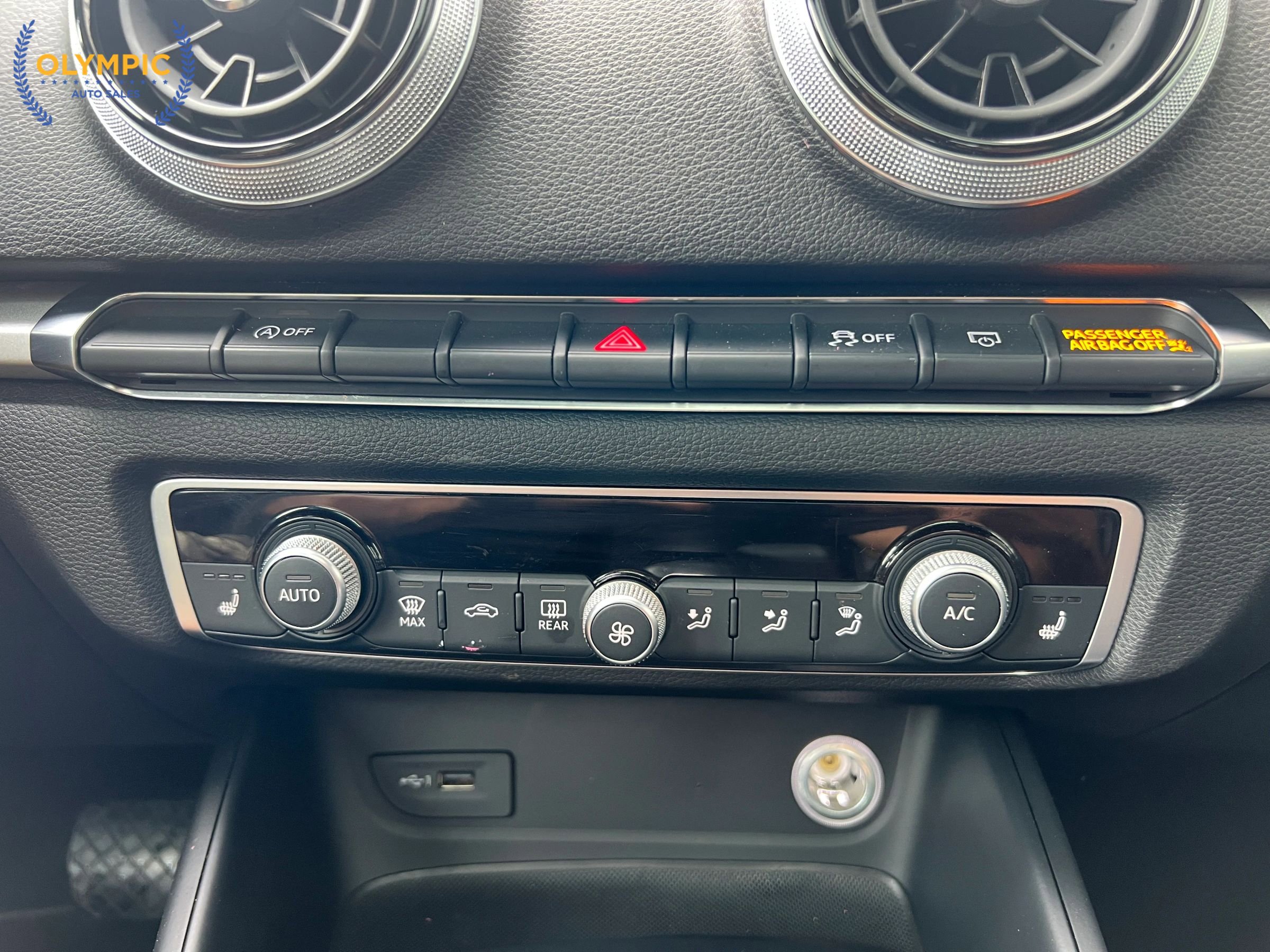 Used 2018 Audi A3 2.0T Premium image 30