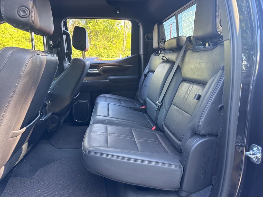Used 2022 Chevrolet Silverado 1500 High Country RWD image 6