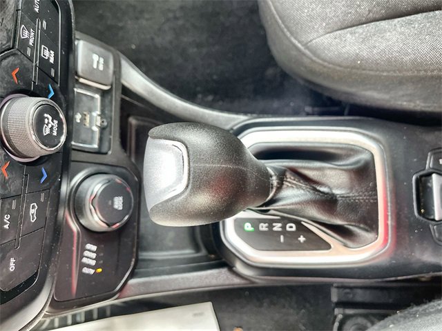 Used 2020 Jeep Renegade Sport image 28