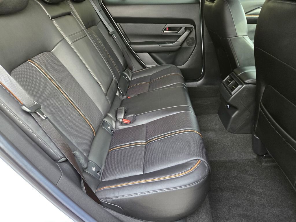 Used 2025 MAZDA CX-50 AWD 2.5 S w/ Cargo Package image 19