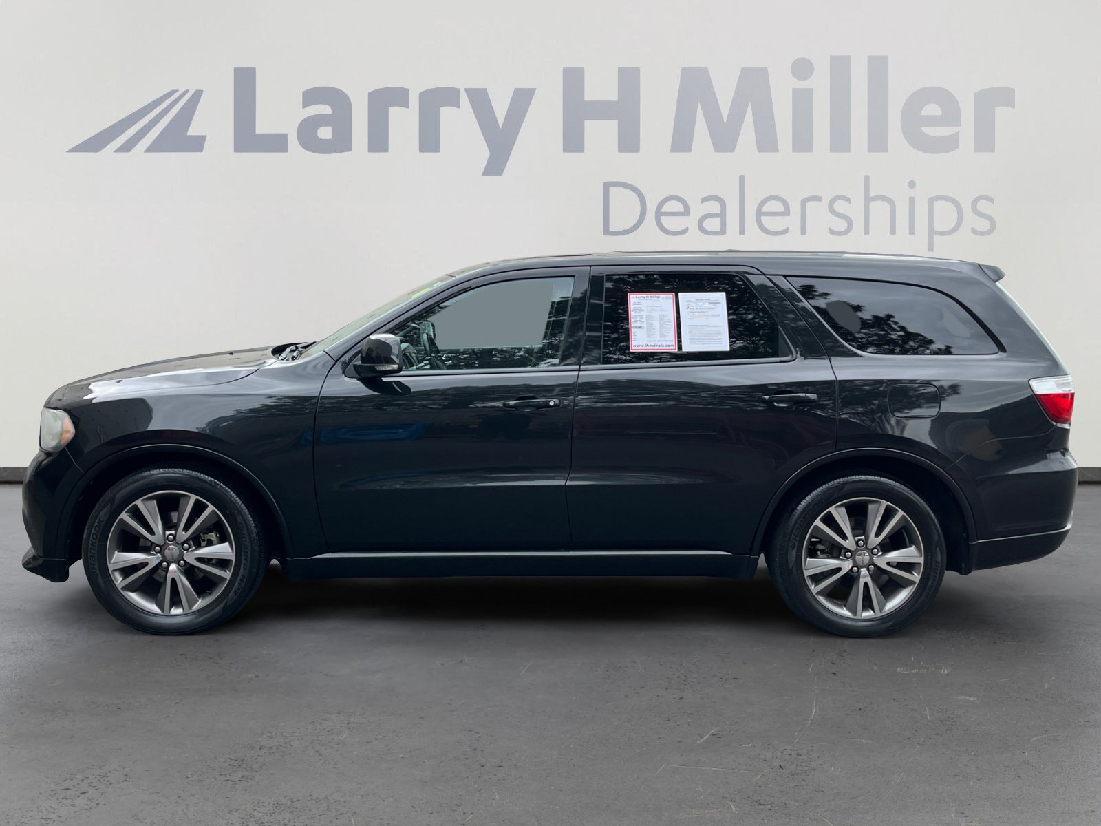 Used 2013 Dodge Durango R/T w/ Technology Group RWD image 2