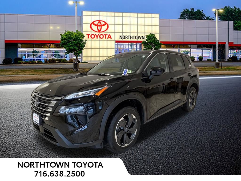 Used 2024 Nissan Rogue SV